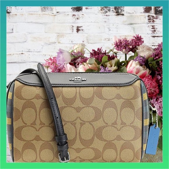Coach Handbags - COACH Bennett Classic C with Gingham 💜FIRM💜